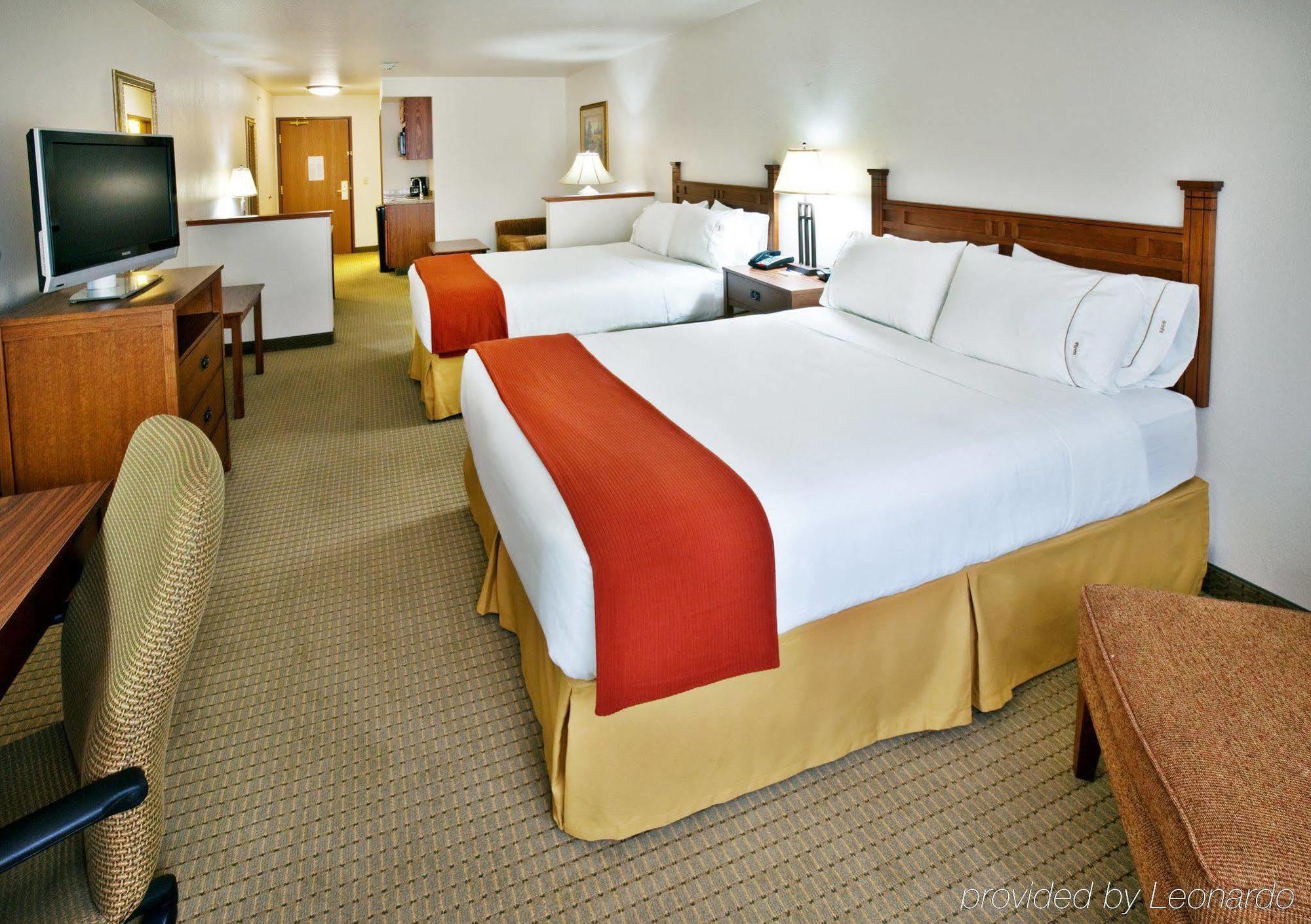 Holiday Inn Express & Suites Jacksonville By Ihg South Jacksonville Exterior photo