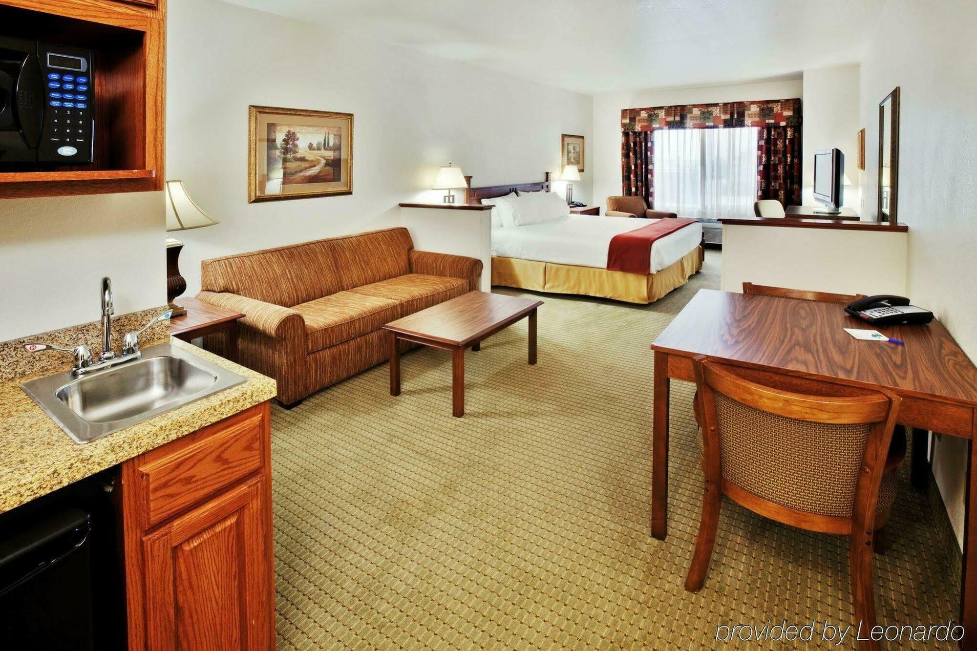 Holiday Inn Express & Suites Jacksonville By Ihg South Jacksonville Exterior photo